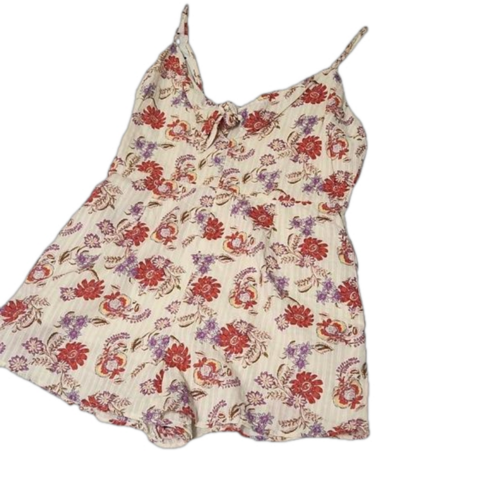 Vestsique romper with front bow, size Medium